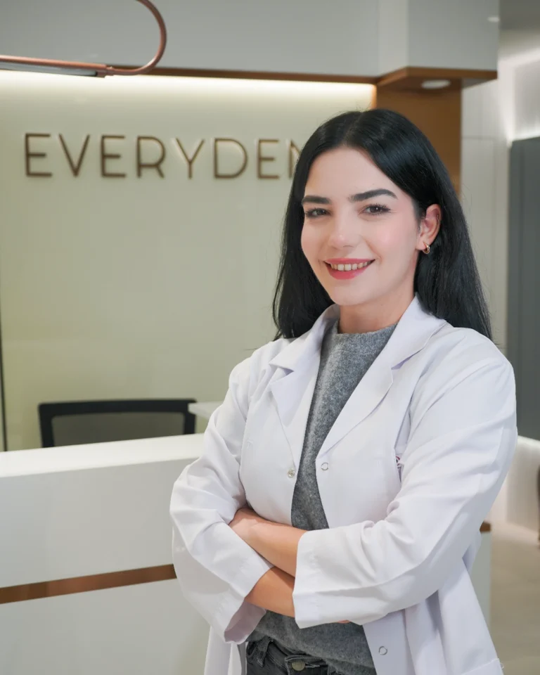 Dt. Ayçin Deniz Cantürk